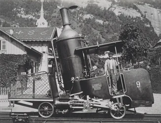 Une locomotive à vapeur alpine